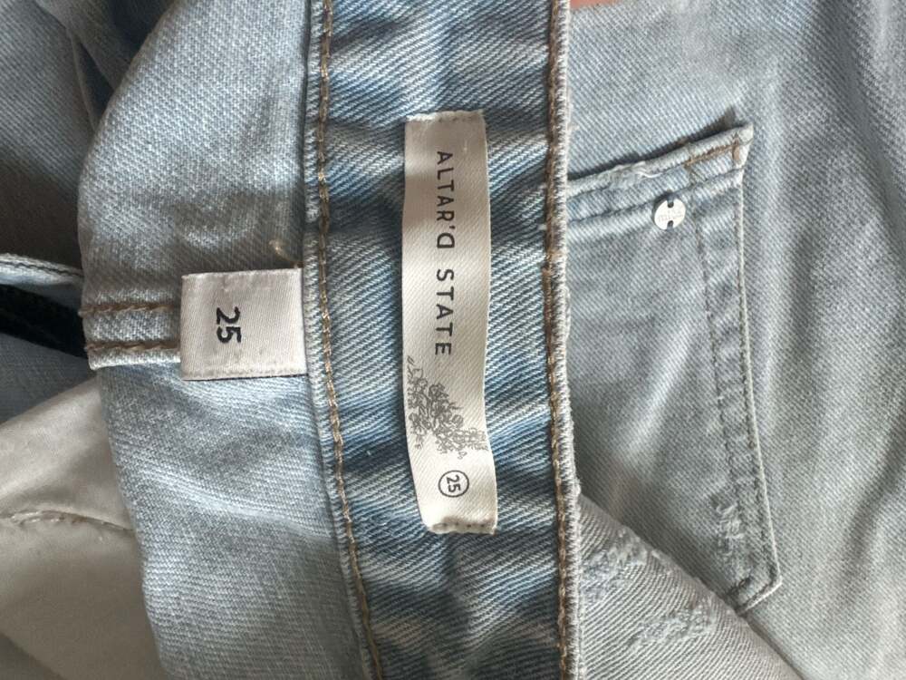Altar'd State Mid-Rise Distressed Straight Leg Light Wash Jeans - Picture 2 of 4